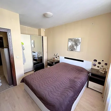 Cozy 2br Golden Sands W/ Private Parking & Terrace * Varna